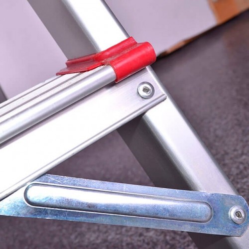 Драбина з алюмінію, 7 сходинок, висота до платформи 1500 мм INTERTOOL (LT-1007)