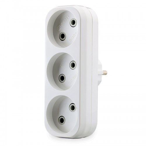 Розгалужувач на 3 гнізда Makel (10032) Розгалужувач на 3 гнізда Makel (10032)